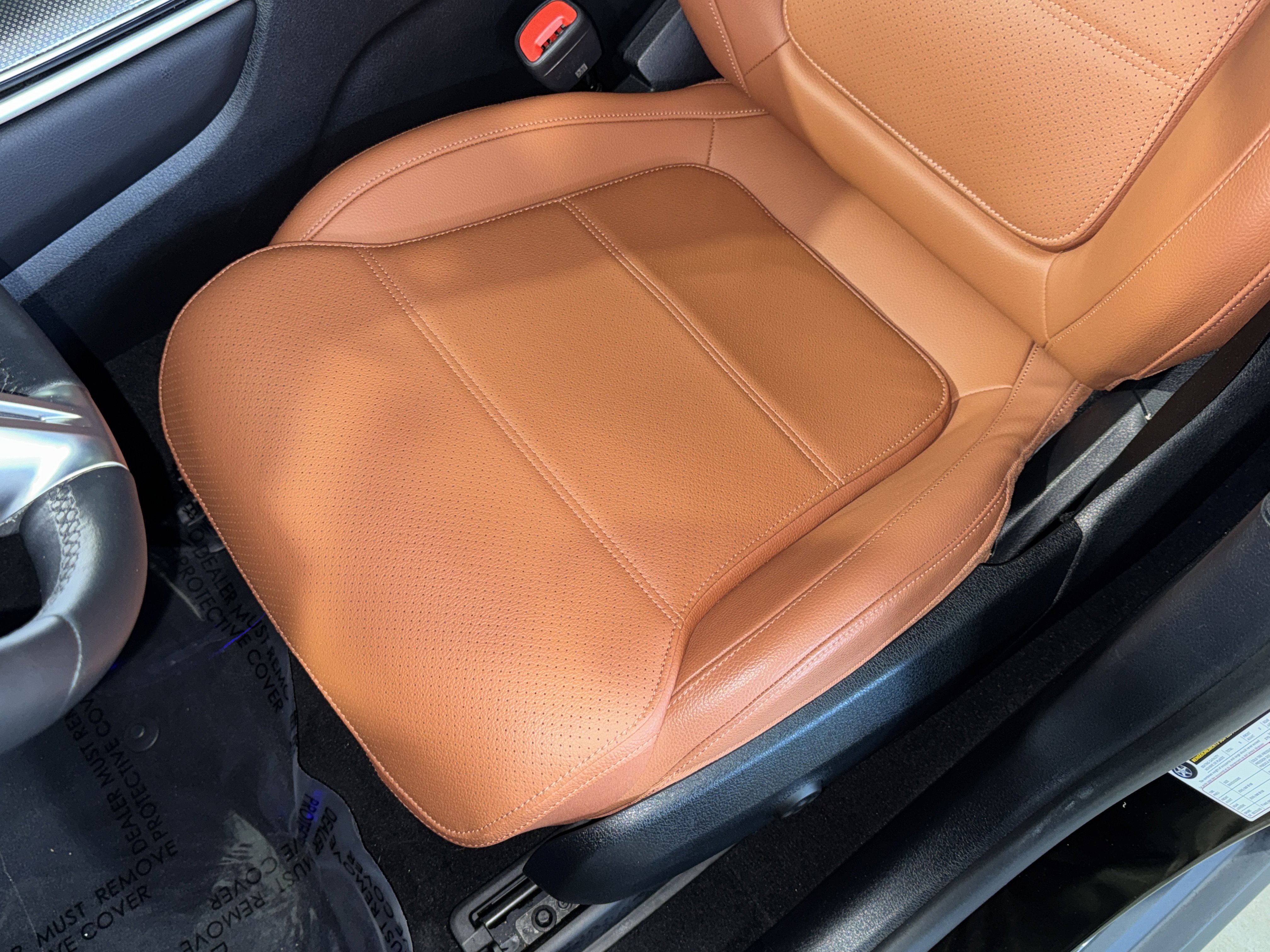 Used 2023 Mercedes-Benz GLC 300 image 35