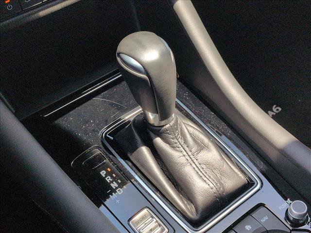 Used 2021 MAZDA MAZDA6 Carbon Edition FWD image 12