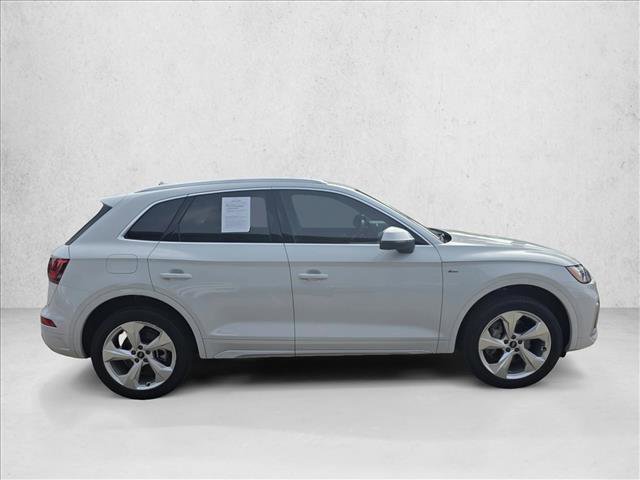 Certified 2023 Audi Q5 2.0T Premium Plus w/ Premium Plus Package AWD/4WD image 4