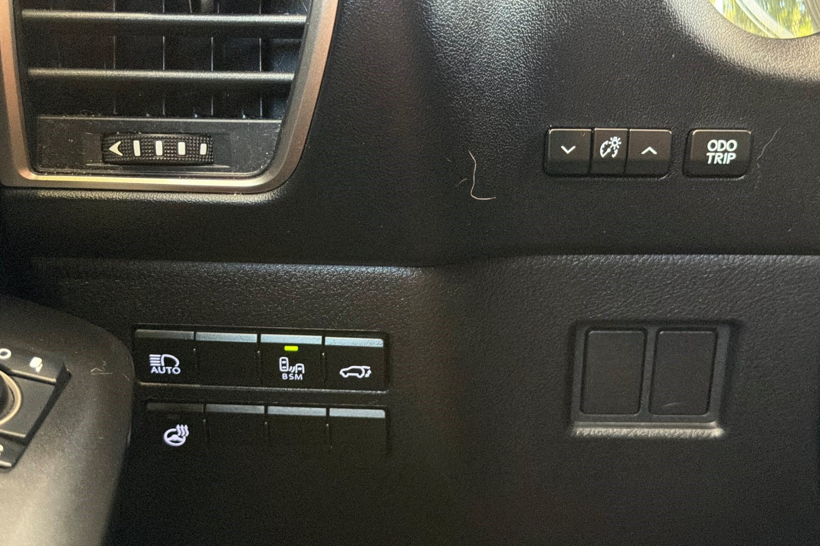 Used 2020 Lexus NX 300h AWD w/ Premium Package image 36