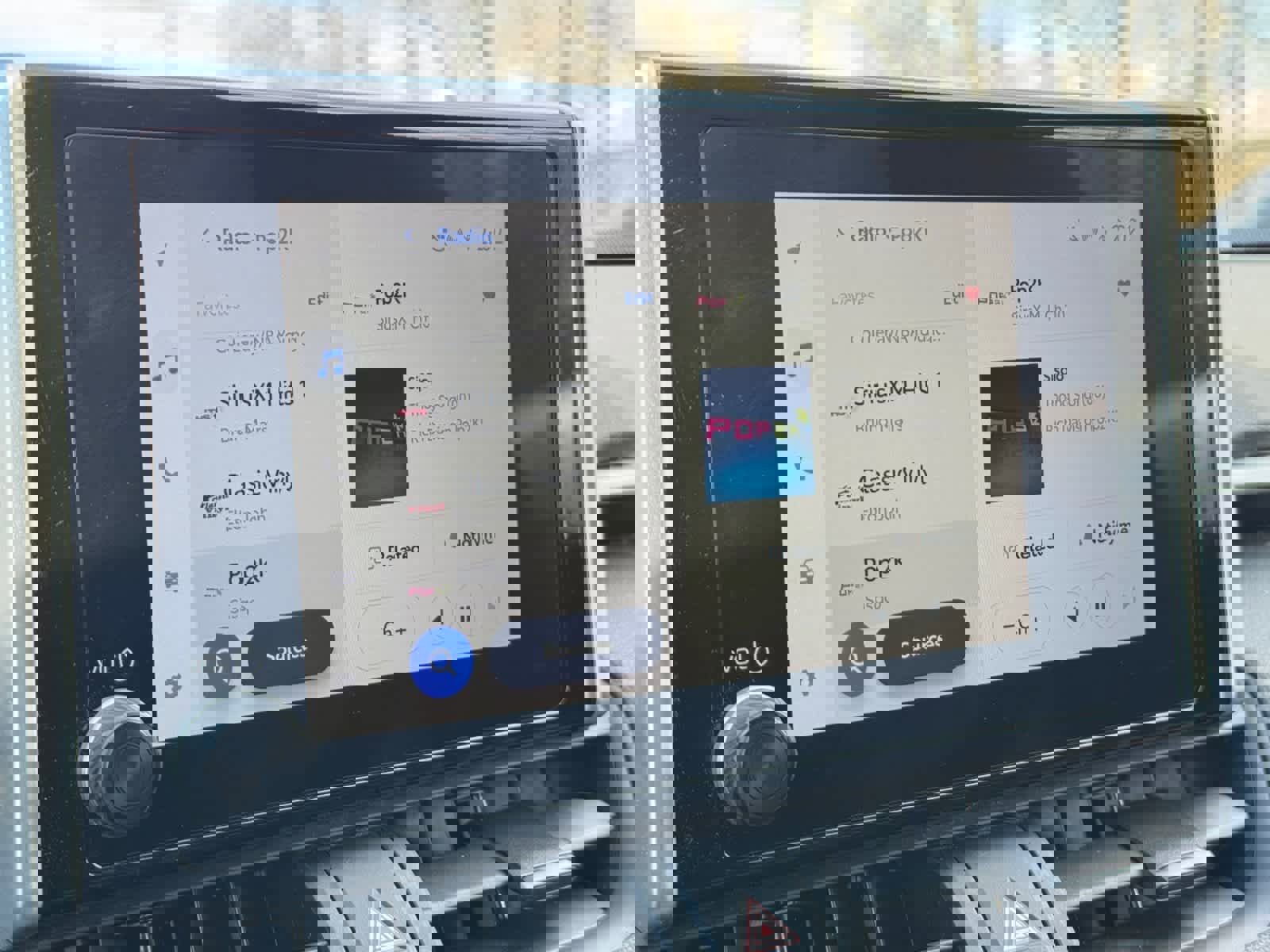 Used 2023 Toyota RAV4 SE w/ SE Grade Weather Package image 5