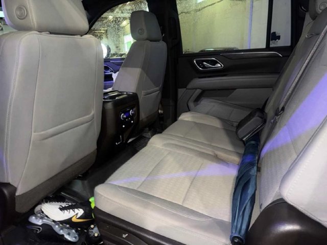 Used 2021 Chevrolet Suburban LS w/ Driver Alert Package RWD image 9