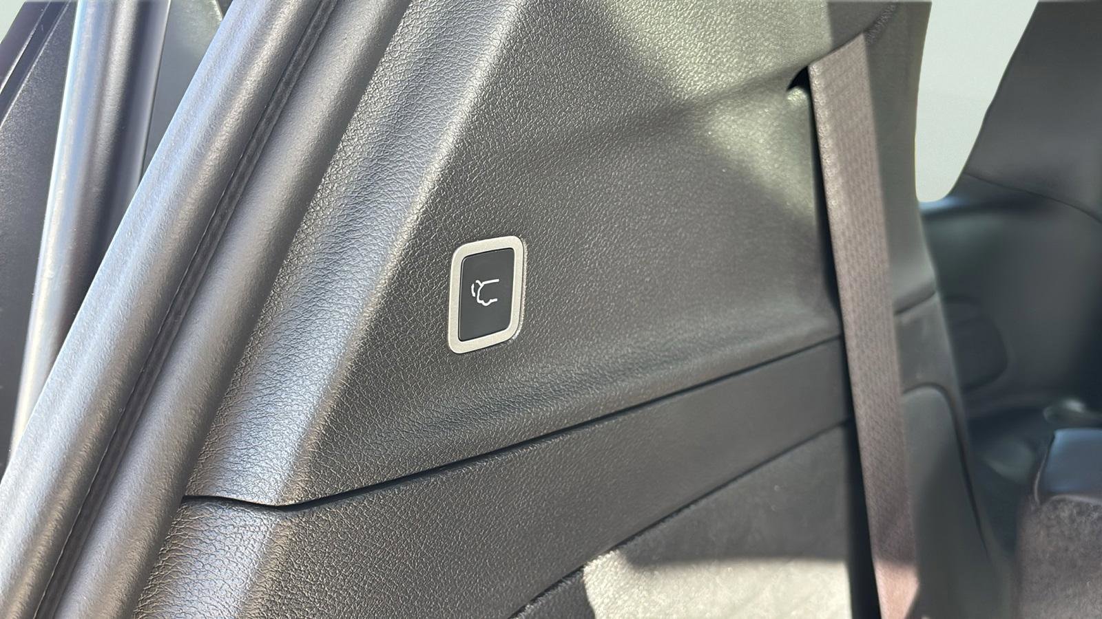 New 2026 Chrysler Pacifica Select image 31