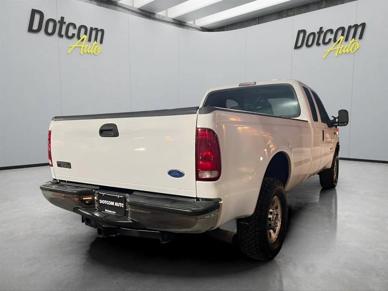 Used 2006 Ford F350 XLT AWD/4WD image 11