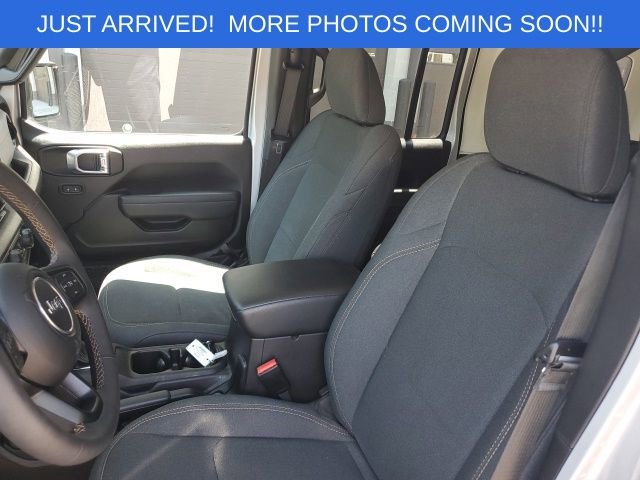 Used 2024 Jeep Wrangler Unlimited Sport AWD/4WD image 11