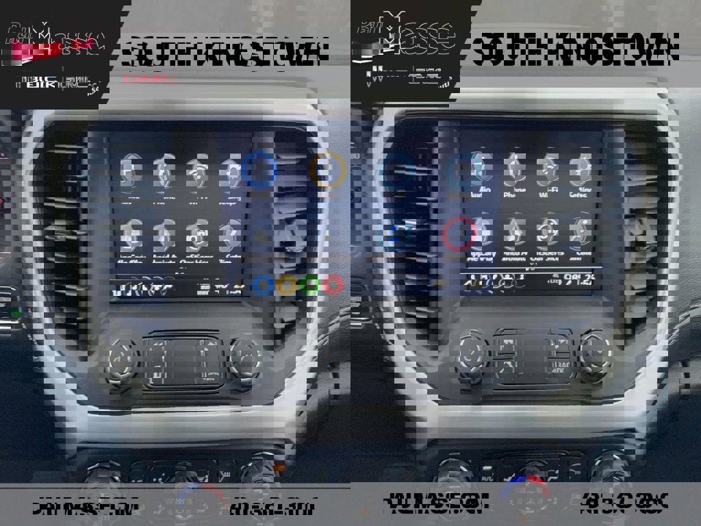 Certified 2023 GMC Acadia SLE w/ Driver Convenience Package image 14