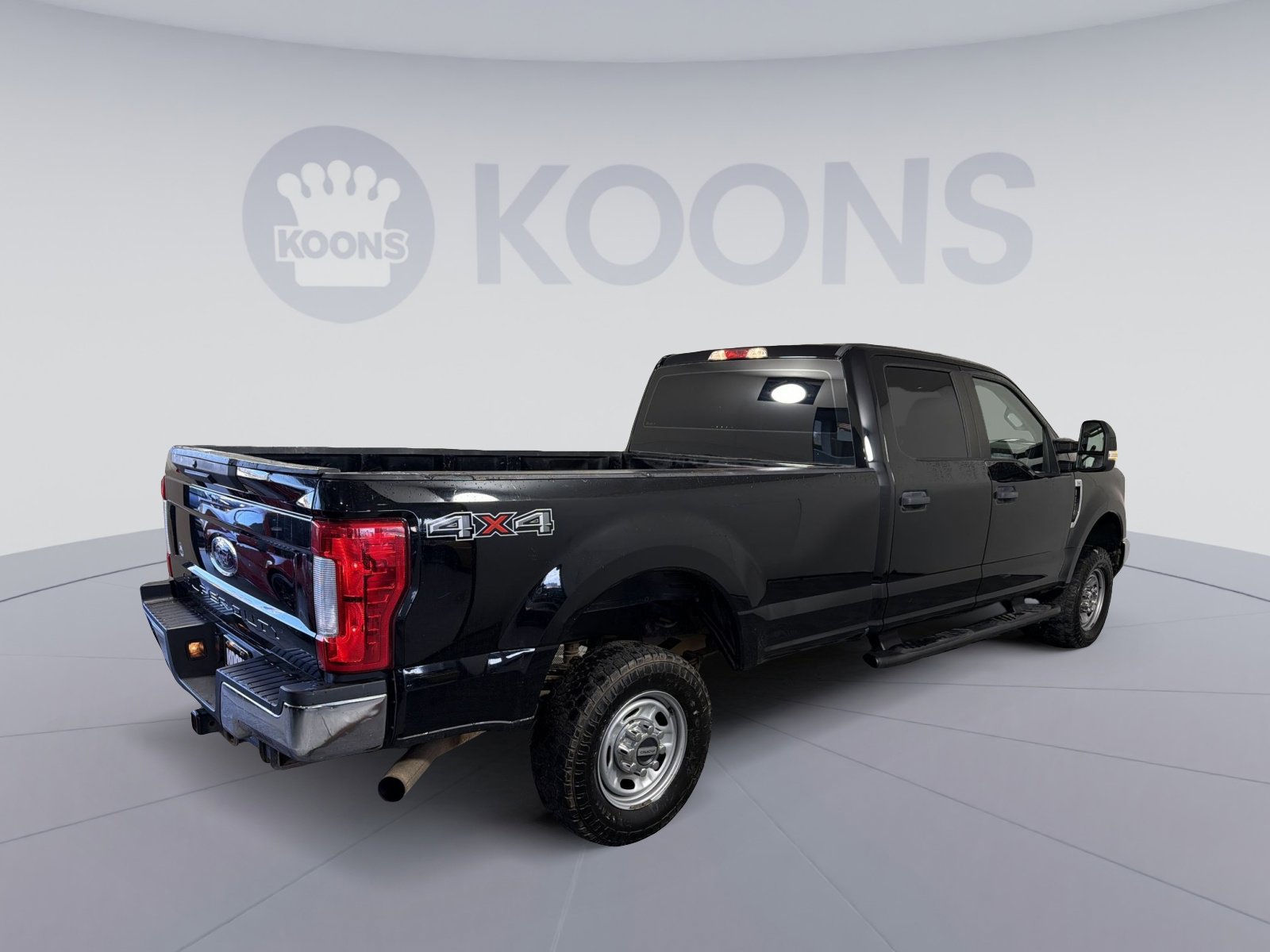 Used 2018 Ford F350 XL image 7