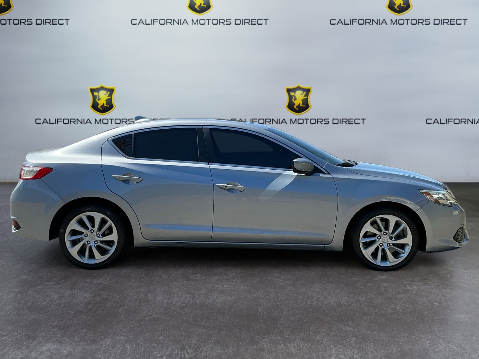 Used 2016 Acura ILX w/ Premium Package image 4