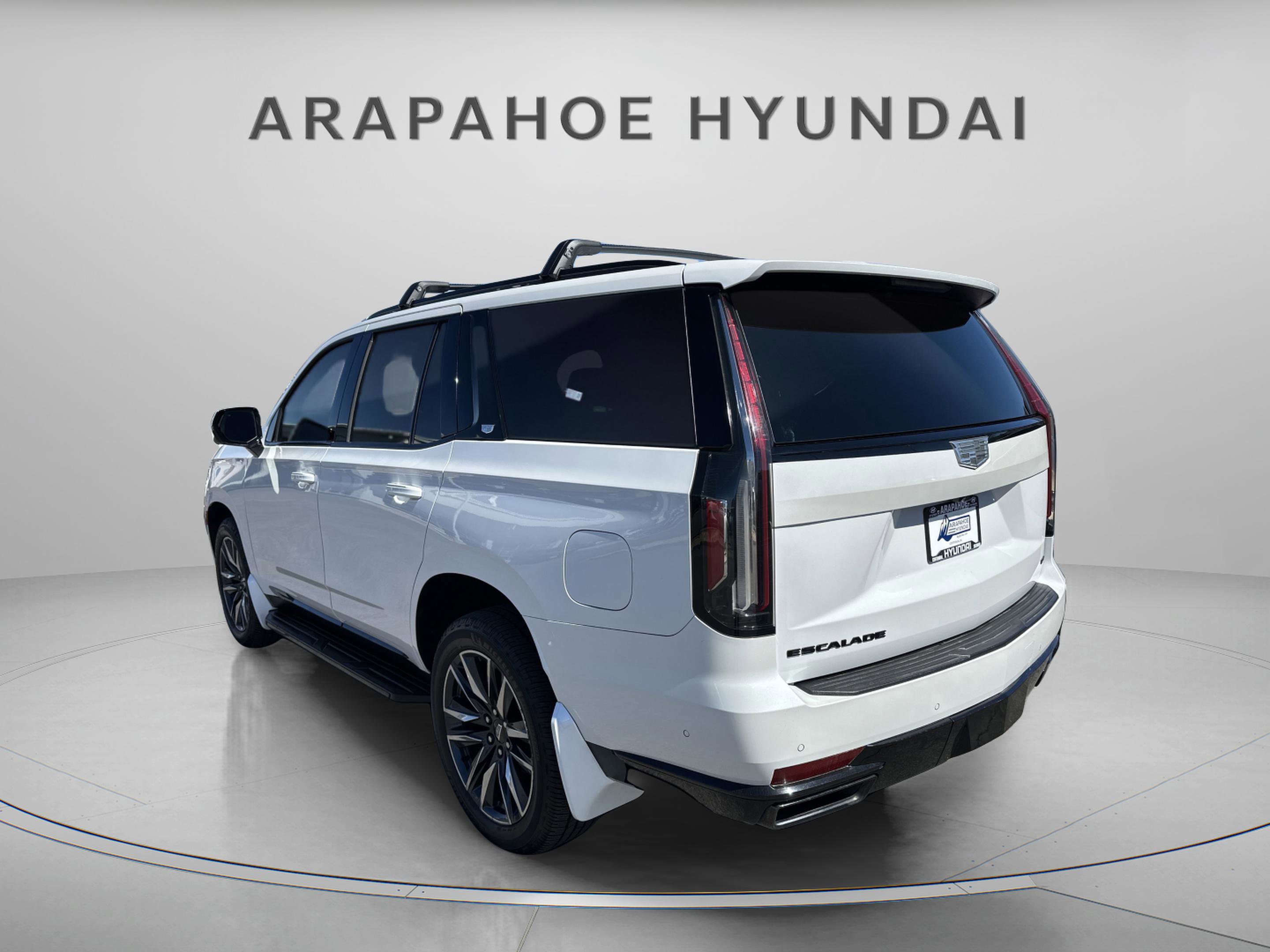 Used 2021 Cadillac Escalade Sport AWD/4WD image 3
