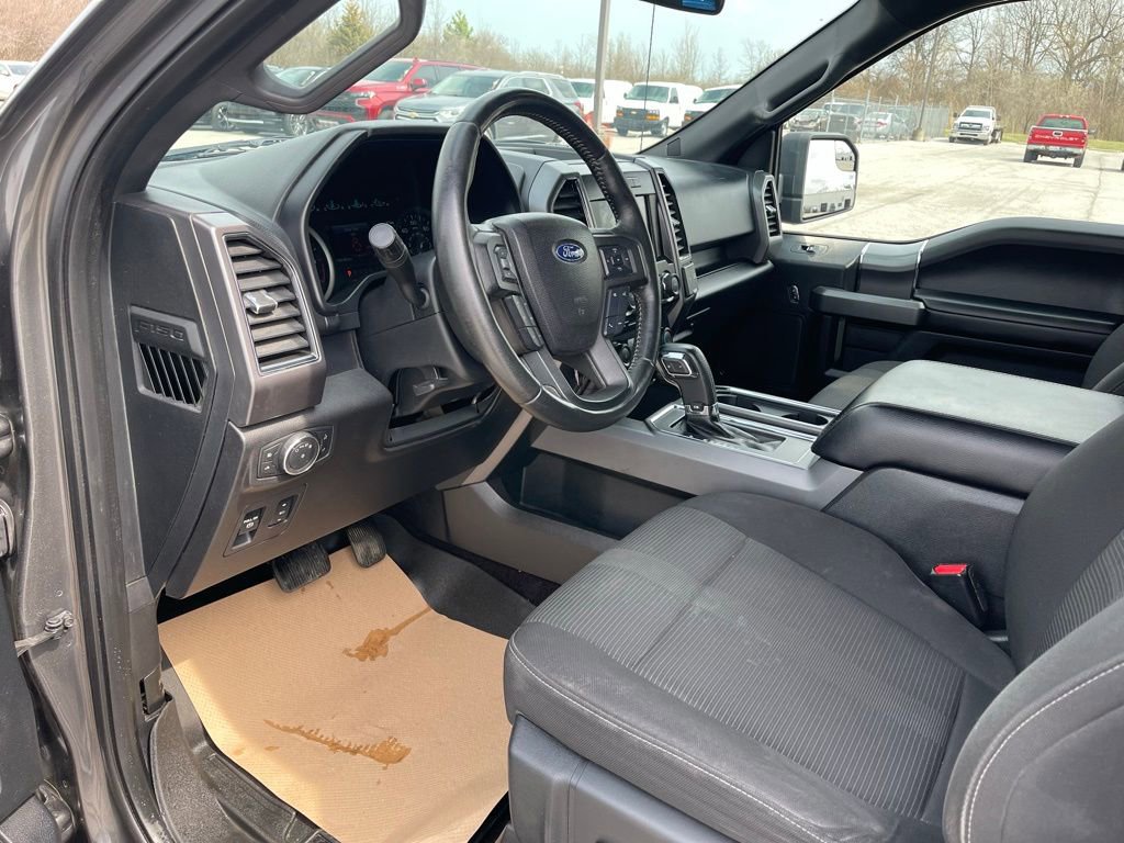 Used 2017 Ford F150 XLT w/ Equipment Group 302A Luxury AWD/4WD image 17