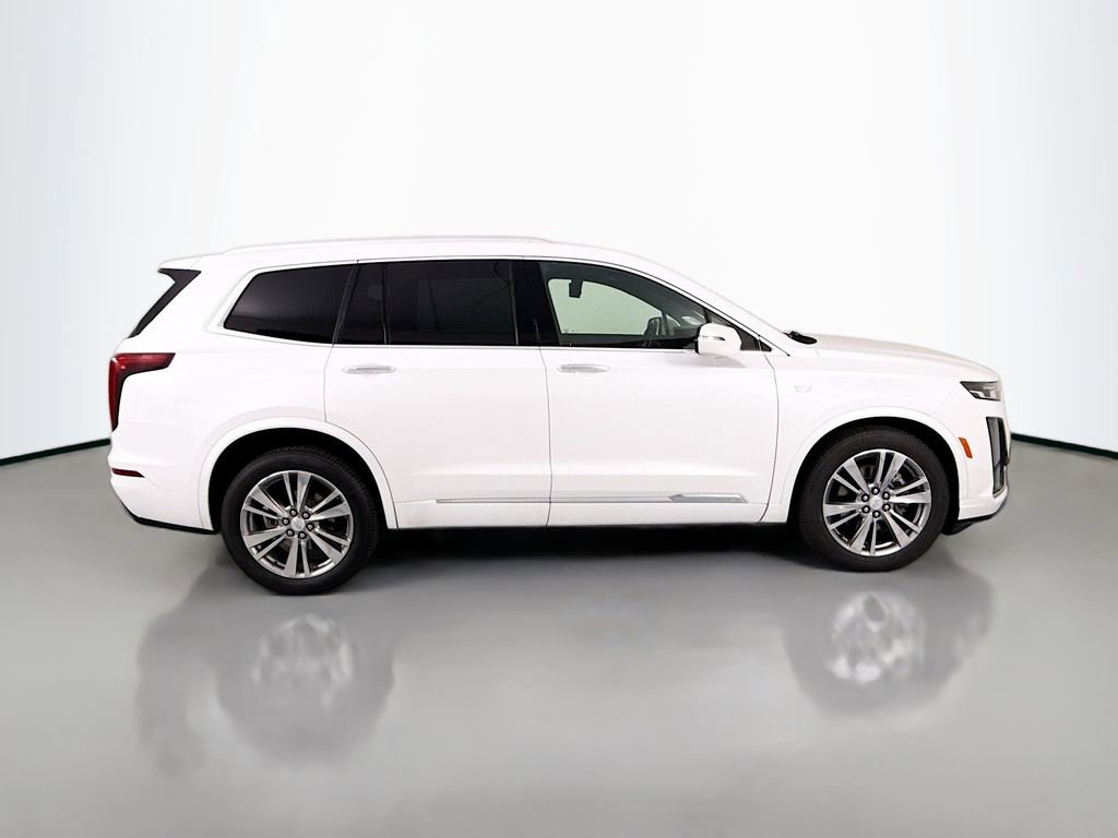 Used 2023 Cadillac XT6 Premium Luxury image 8
