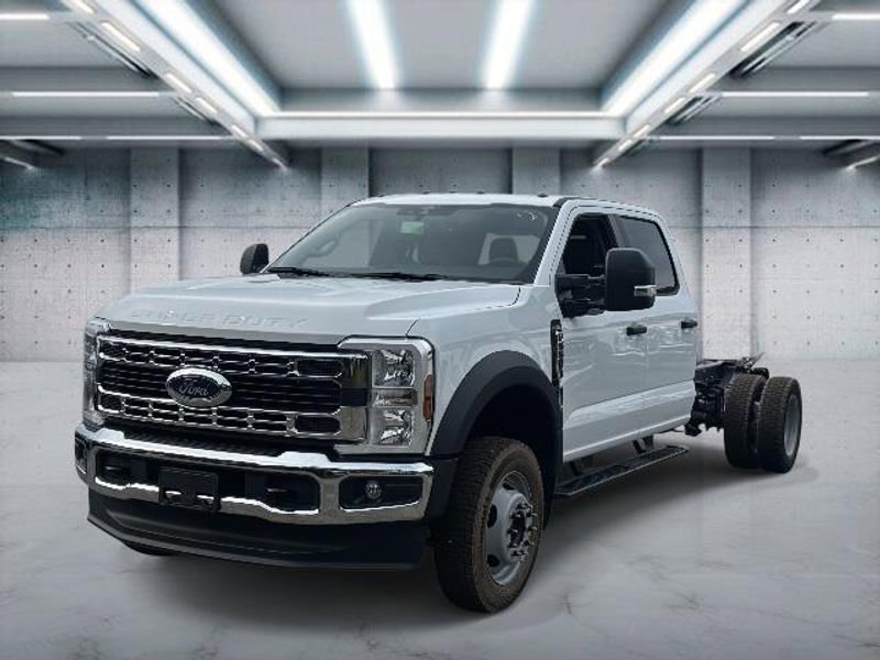 New 2026 Ford F550 4x4 Crew Cab