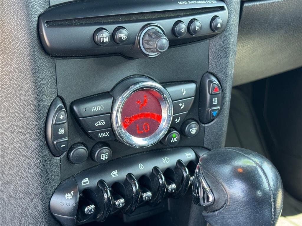 Used 2014 MINI Cooper Convertible FWD image 26