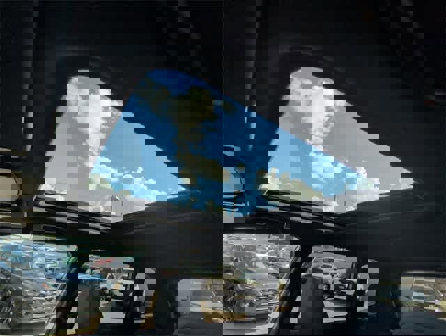 Certified 2025 Subaru Forester Limited w/ Protection Package image 18