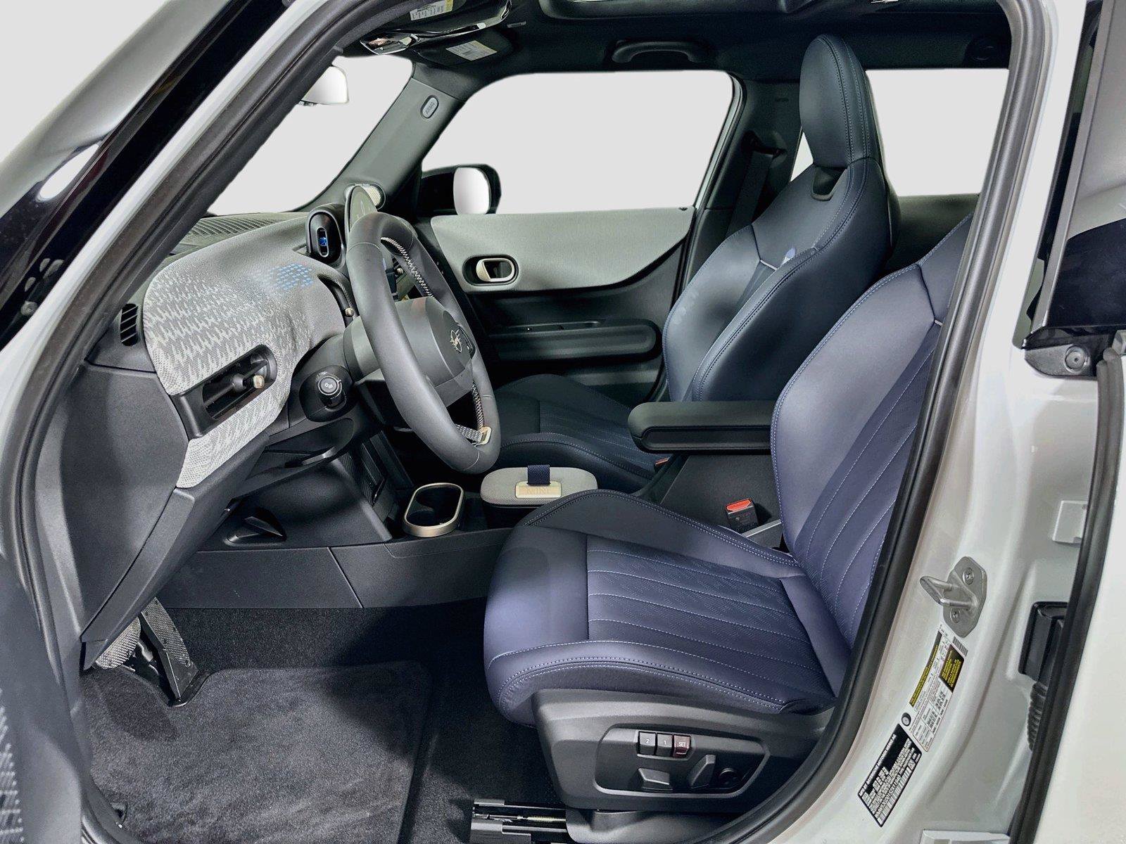 Used 2025 MINI Cooper S FWD image 15