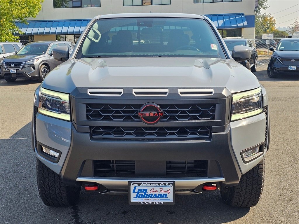 New 2025 Nissan Frontier PRO-4X w/ Interior Protection Package image 2