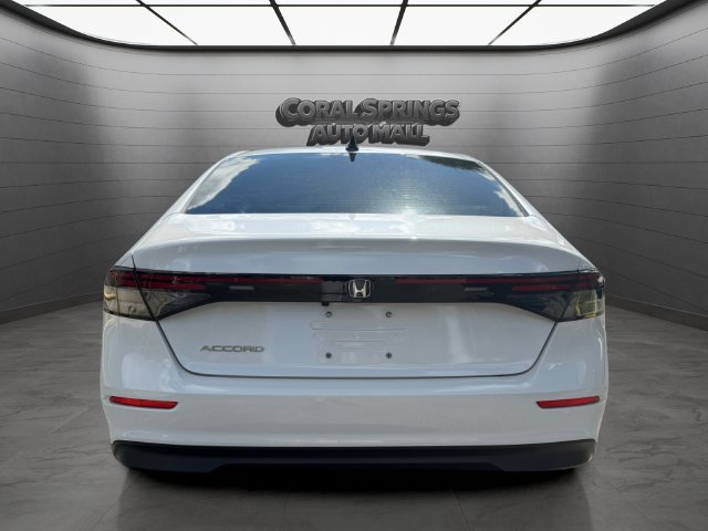 Used 2025 Honda Accord SE image 6