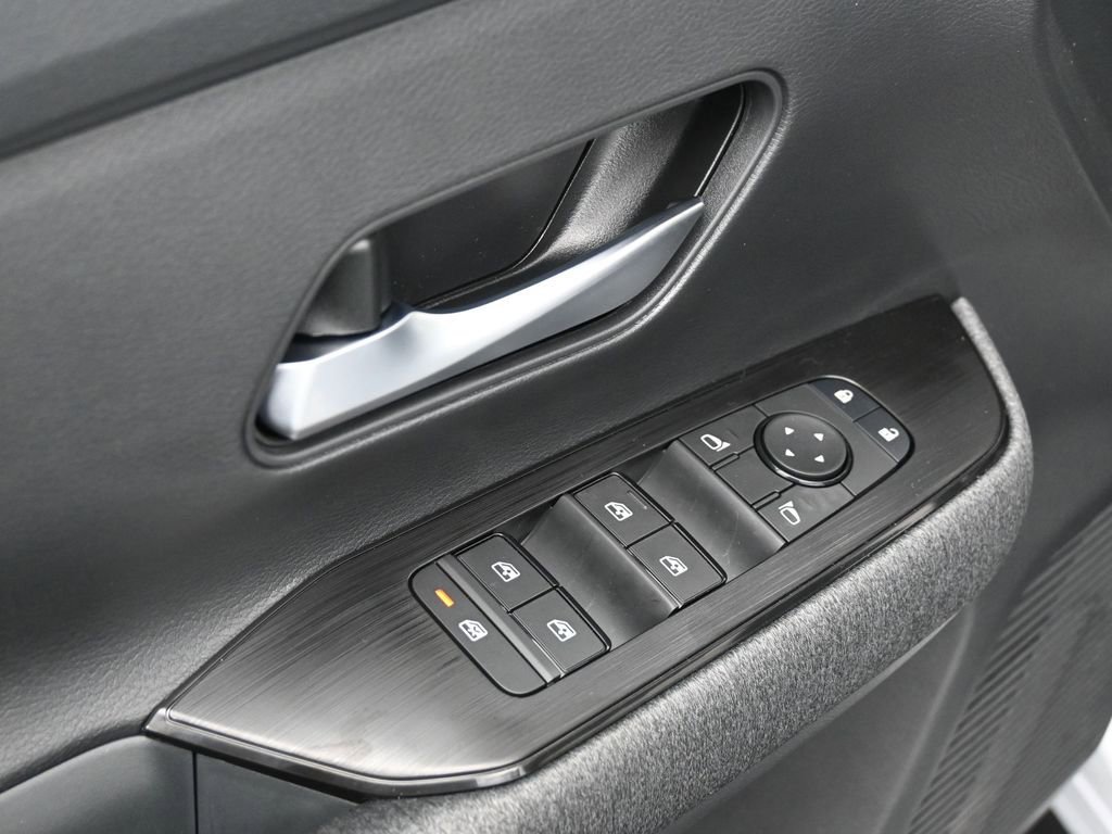 New 2026 Nissan Kicks SV w/ SV Premium Package AWD/4WD image 15