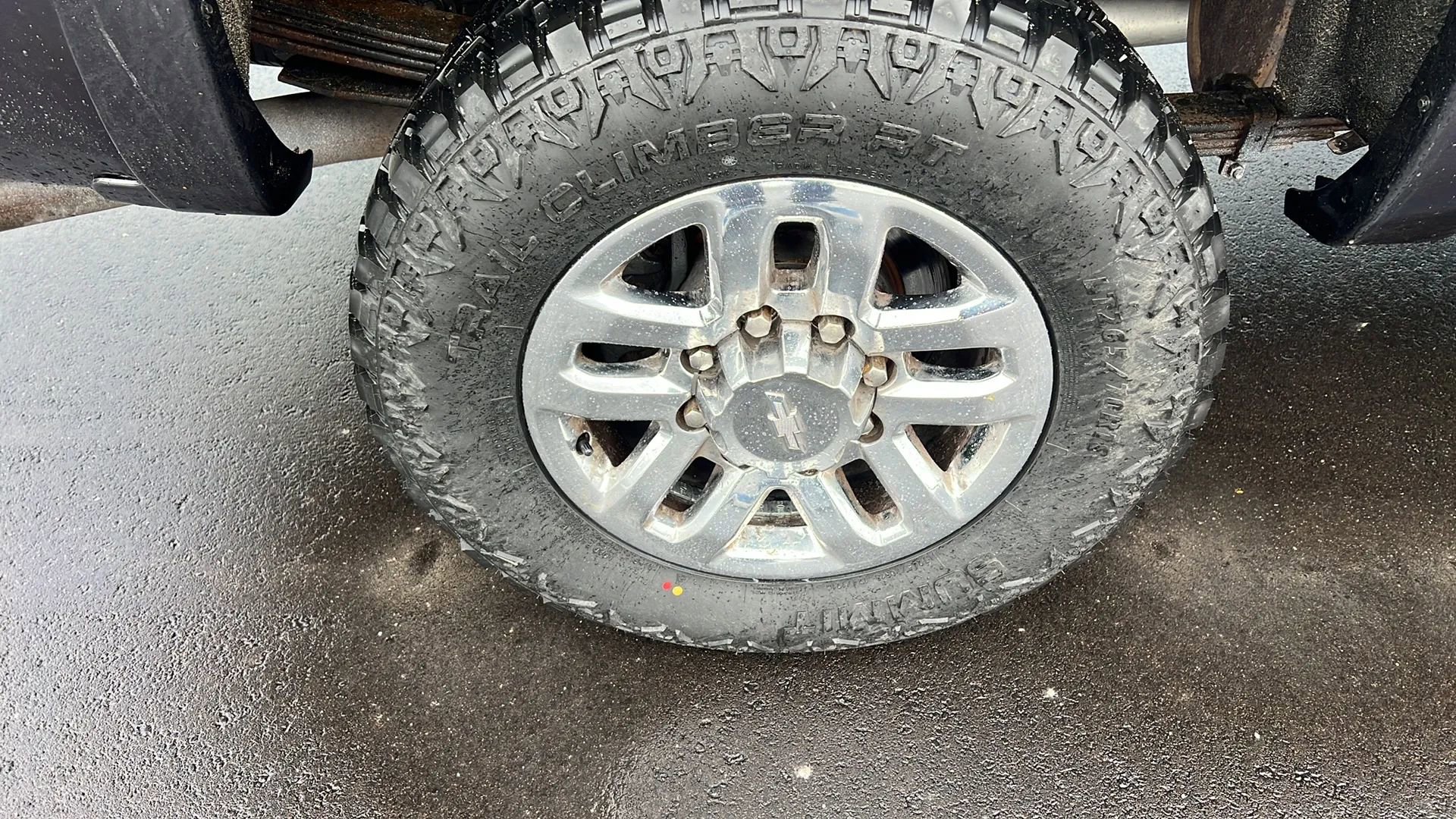 Used 2016 Chevrolet Silverado 2500 LT w/ LT Convenience Package image 33