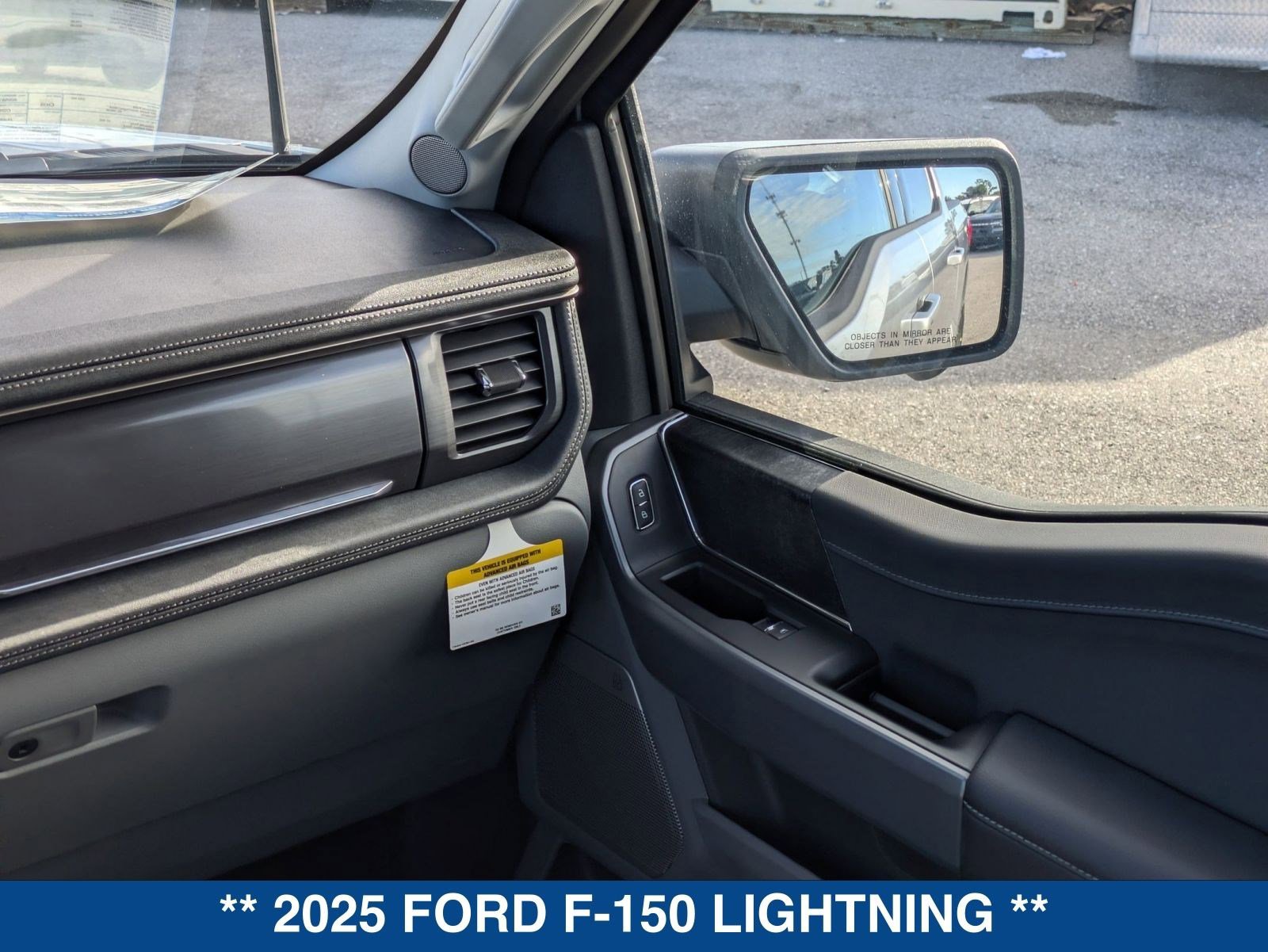 New 2025 Ford F150 Lightning Flash image 19