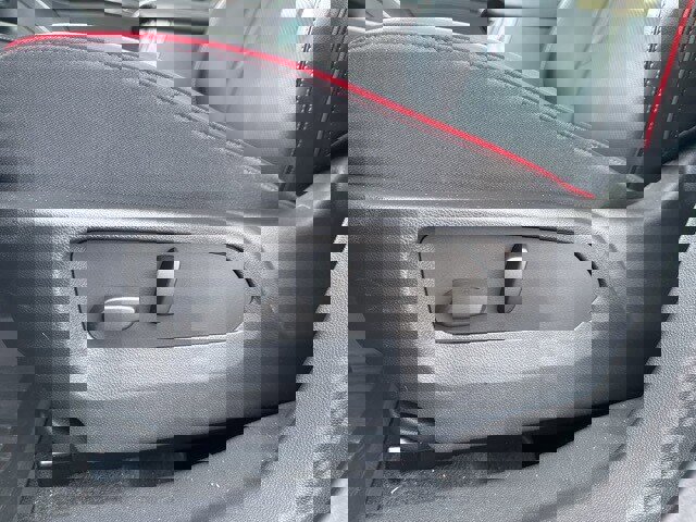 Used 2023 Buick Envision Essence w/ Technology Package I image 22