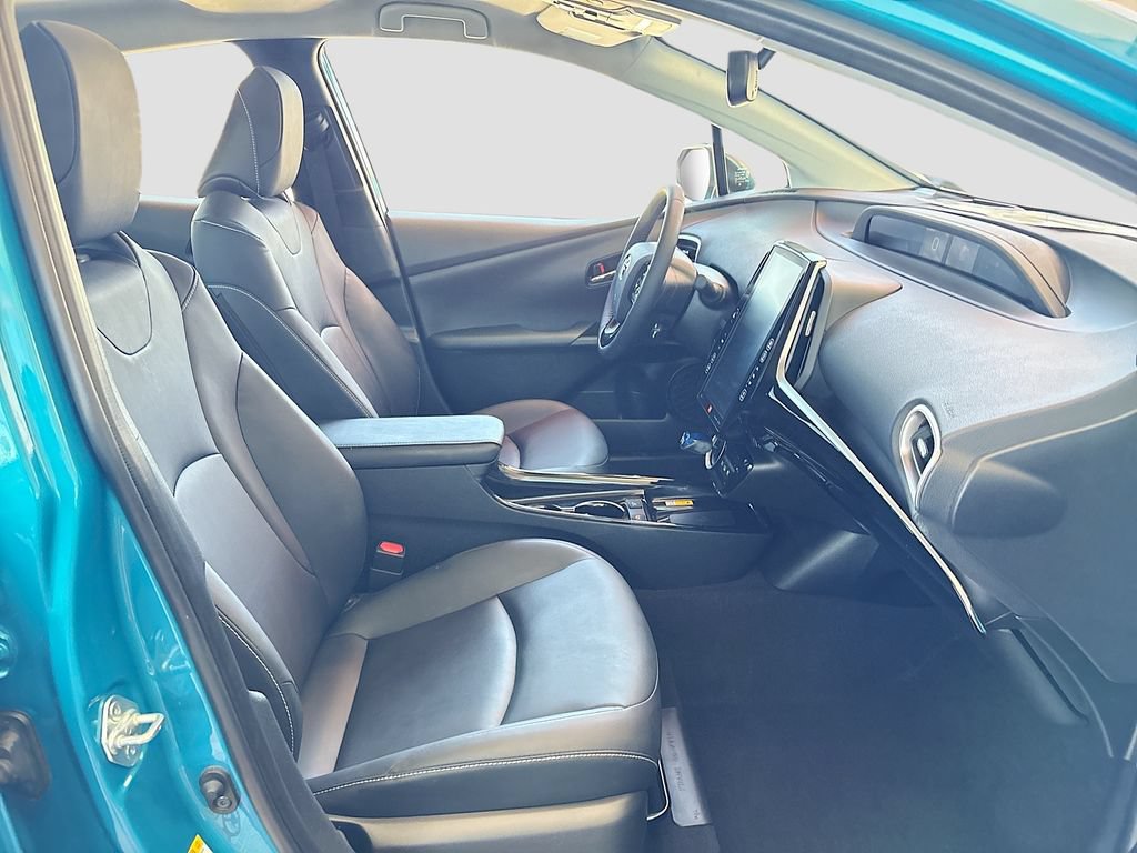 Certified 2021 Toyota Prius Prime Limited w/ Carpet Mat Package (TMS) FWD image 19