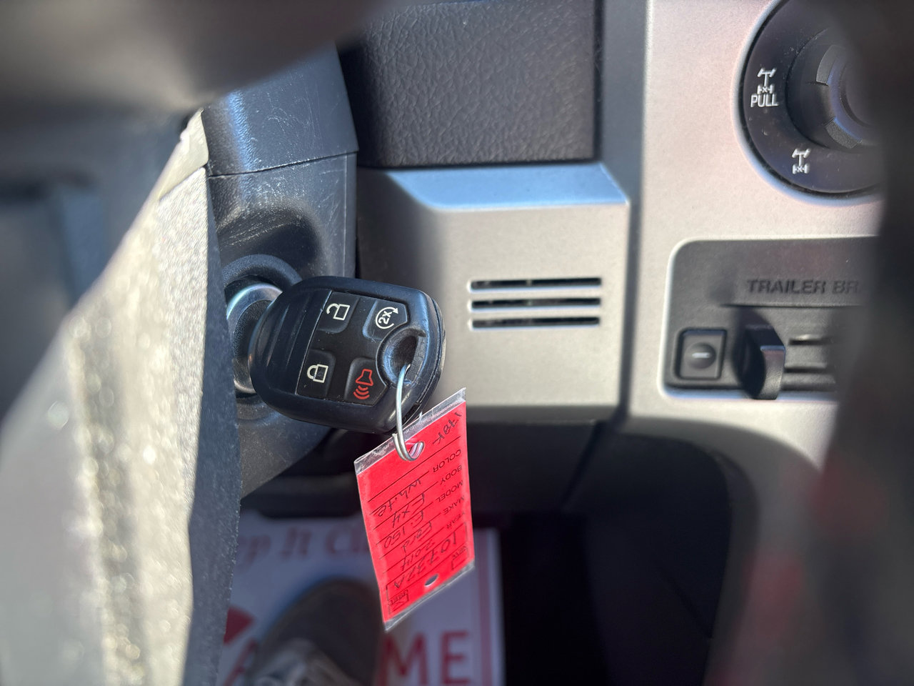 Used 2014 Ford F150 FX4 w/ Equipment Group 402A Luxury image 22