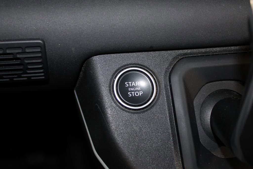 Used 2024 Land Rover Defender 110 S image 31