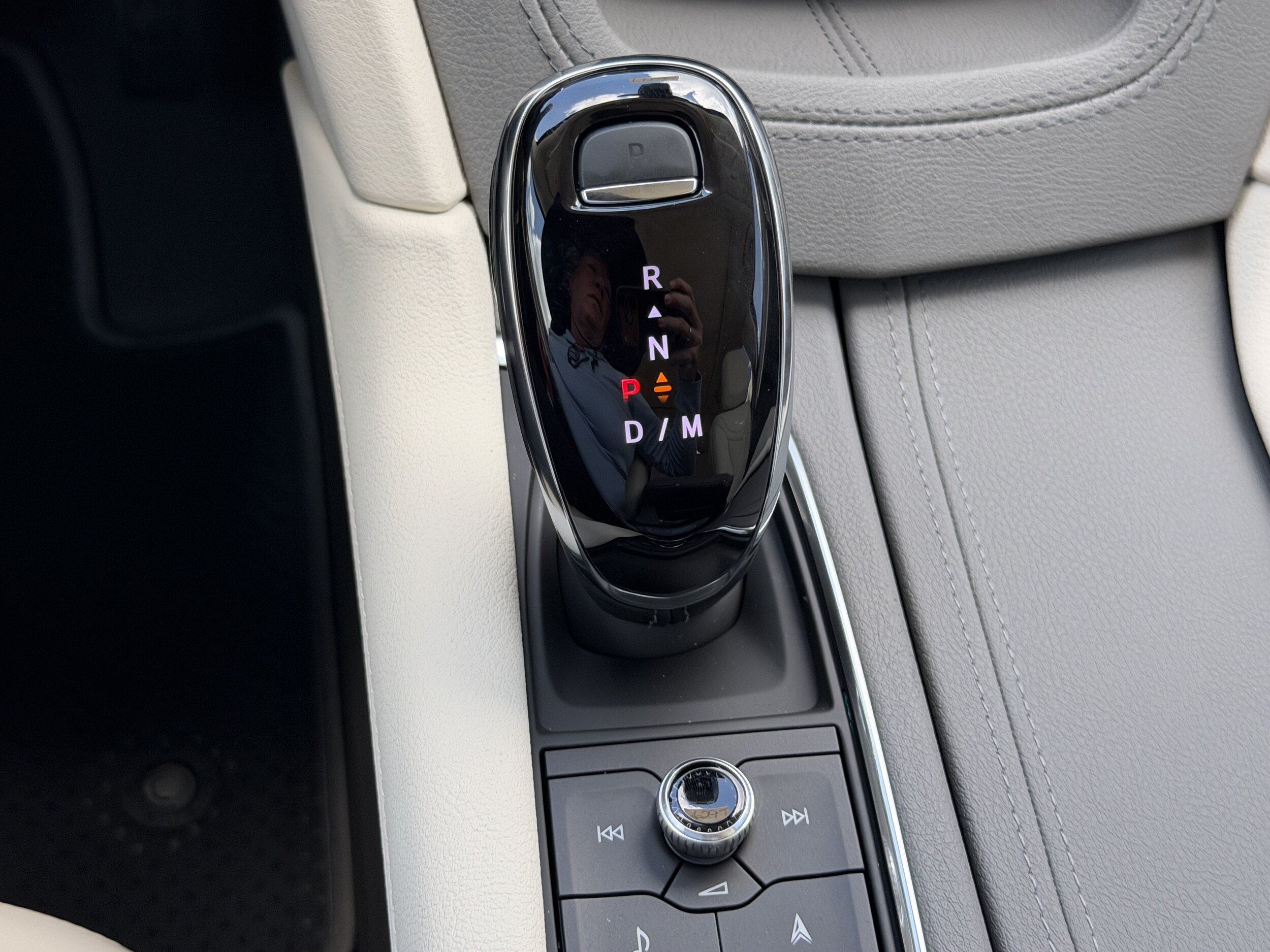 New 2026 Cadillac XT5 Premium Luxury FWD image 26