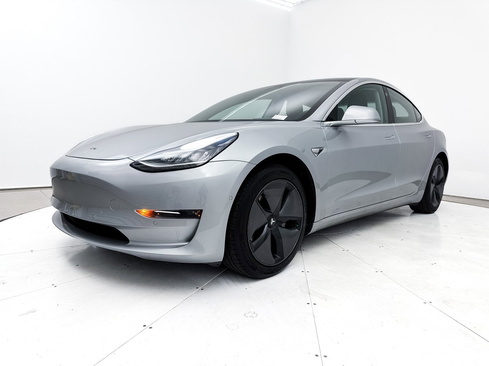 Used 2018 Tesla Model 3 Long Range image 12