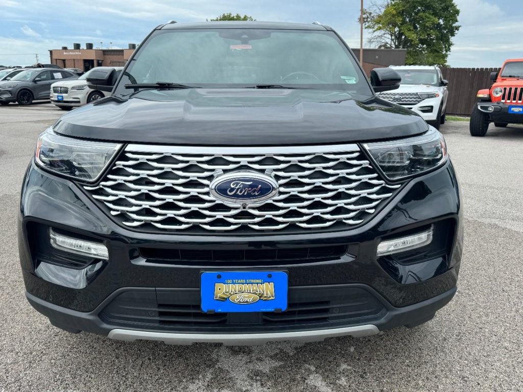 Used 2021 Ford Explorer Platinum w/ Equipment Group 601A AWD/4WD image 9