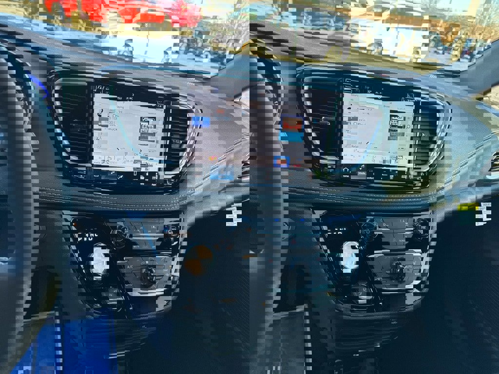 New 2026 Chrysler Pacifica Select image 10