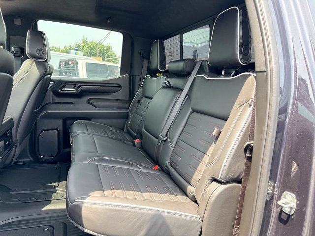 Used 2023 GMC Sierra 1500 AT4X AWD/4WD image 23