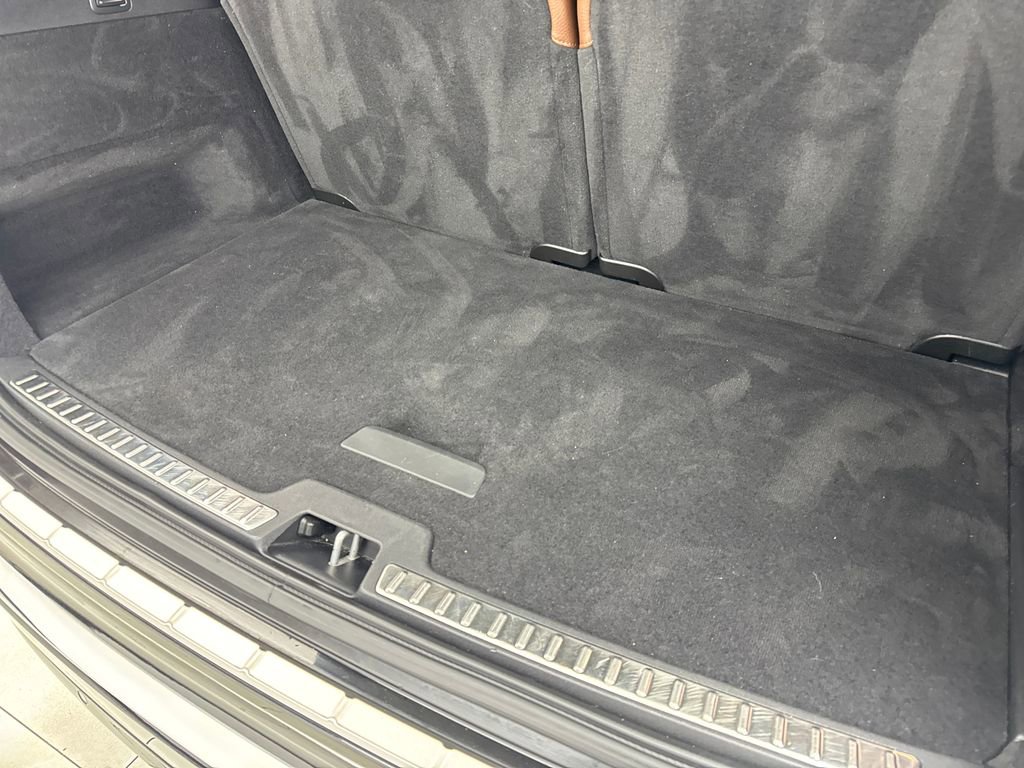 Used 2023 Volvo XC90 B6 Plus image 83