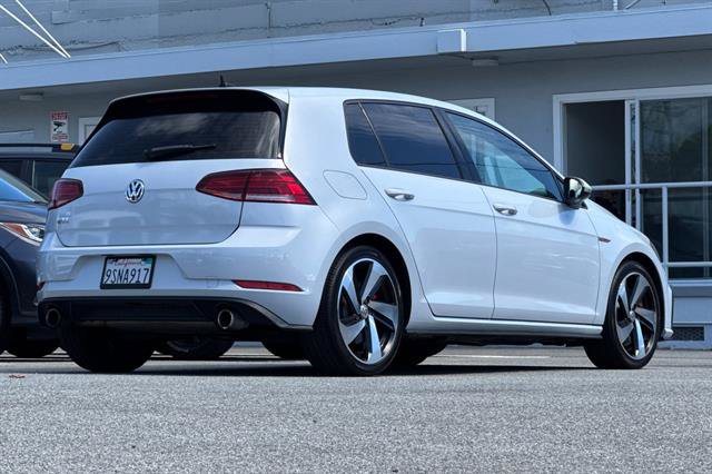 Used 2018 Volkswagen GTI SE w/ SE Leather Package FWD image 3