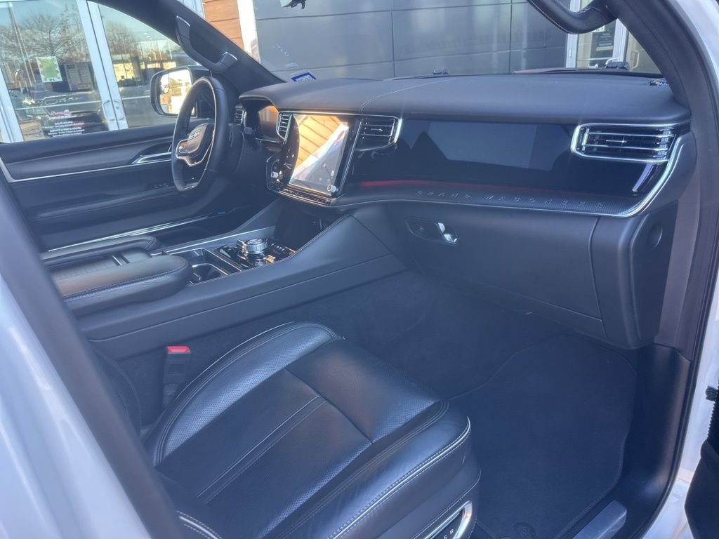 Used 2024 Jeep Grand Wagoneer L Series II w/ Quick Order Packagew 28T image 30