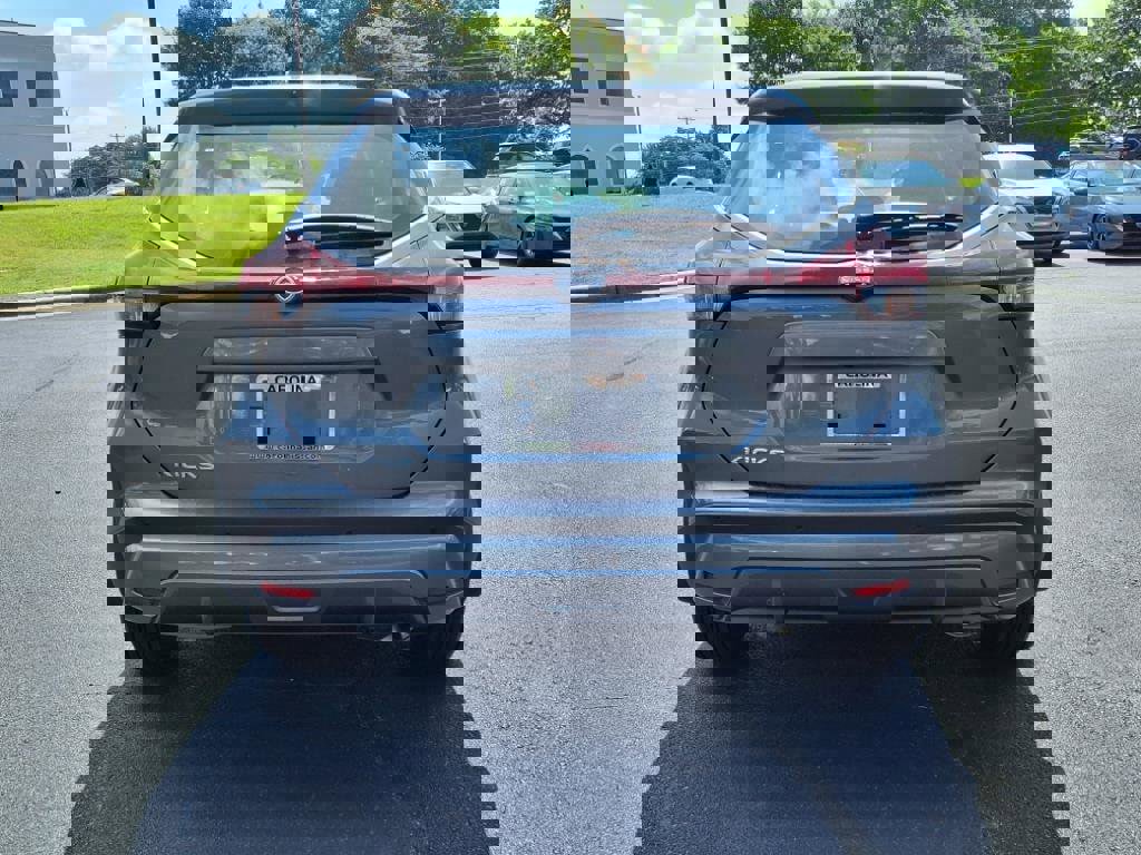 New 2025 Nissan Kicks Play S image 4