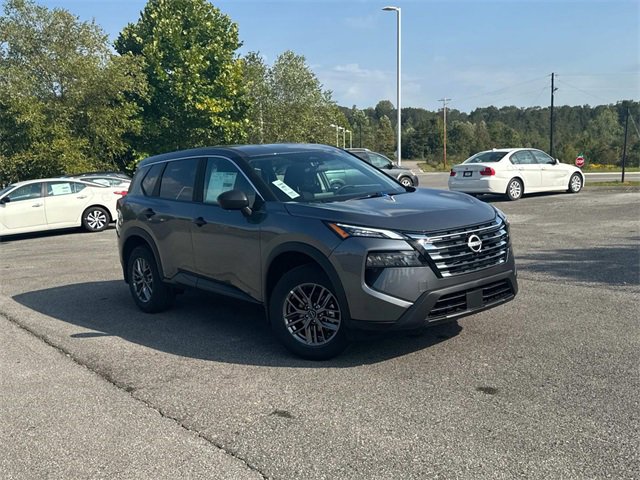 New 2026 Nissan Rogue S image 2