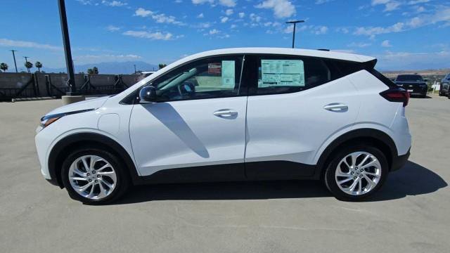 New 2027 Chevrolet Bolt LT w/ Comfort Package FWD image 5