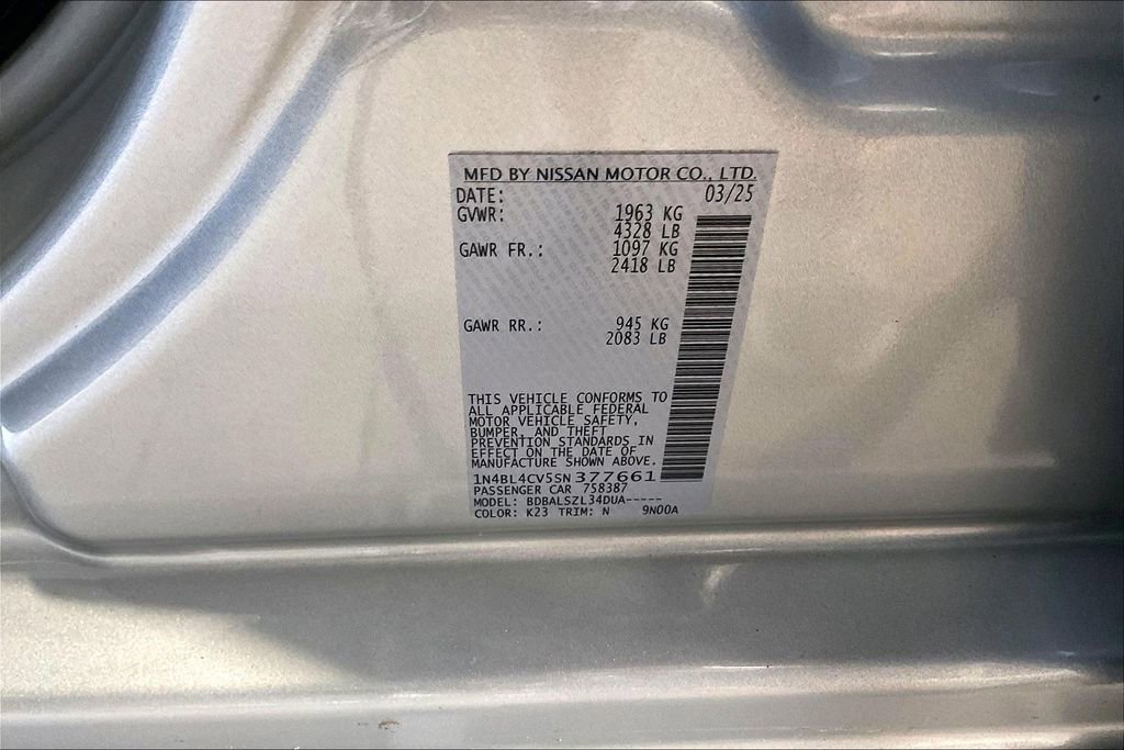 Used 2025 Nissan Altima 2.5 SR image 36