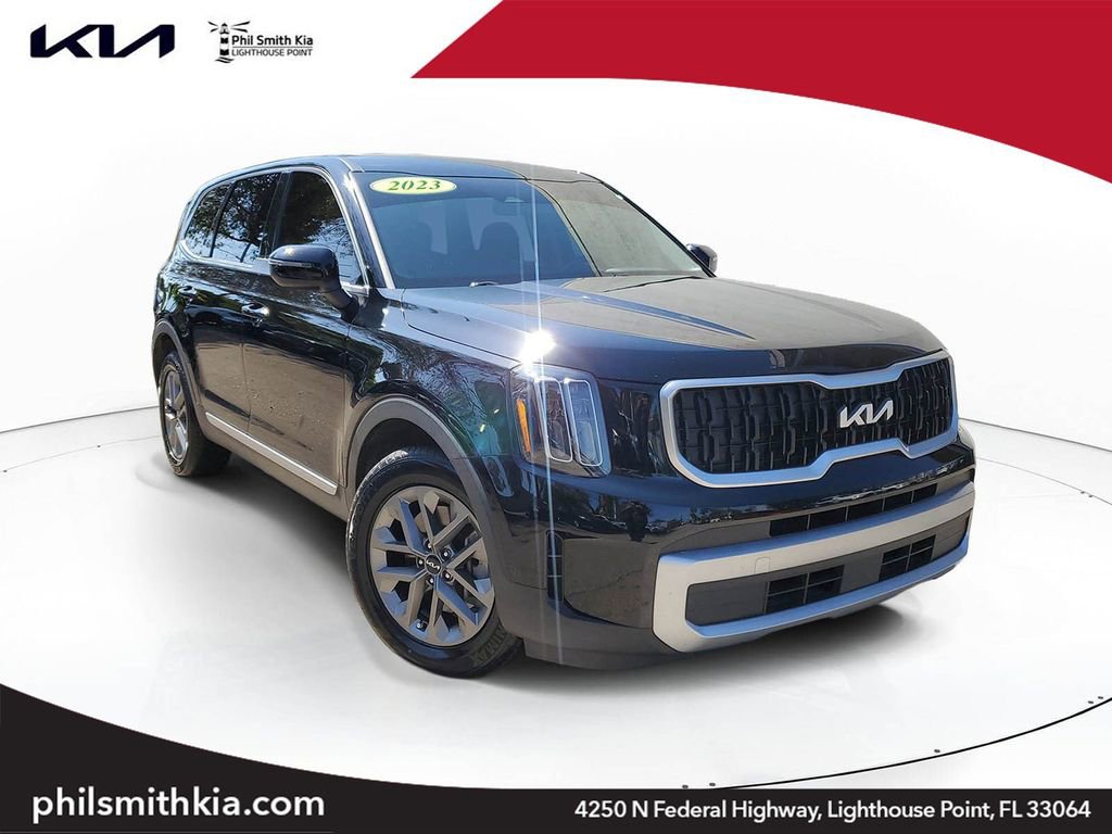 Used 2023 Kia Telluride LX