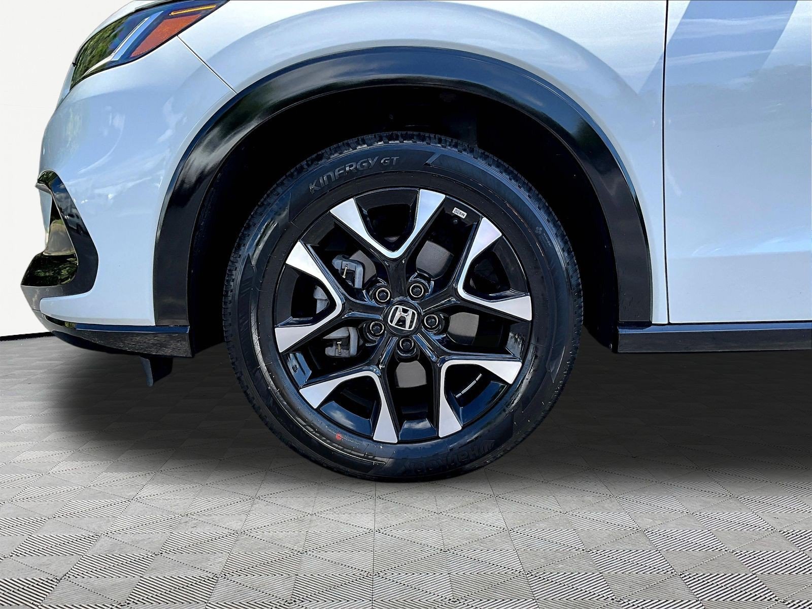 Certified 2026 Honda HR-V EX-L image 34