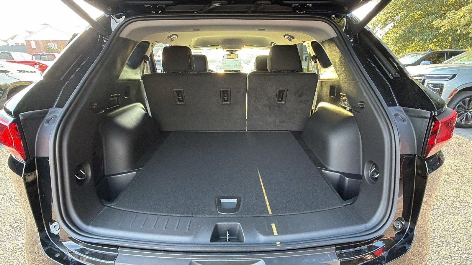 New 2026 Chevrolet Blazer LT w/ Convenience Package FWD image 12
