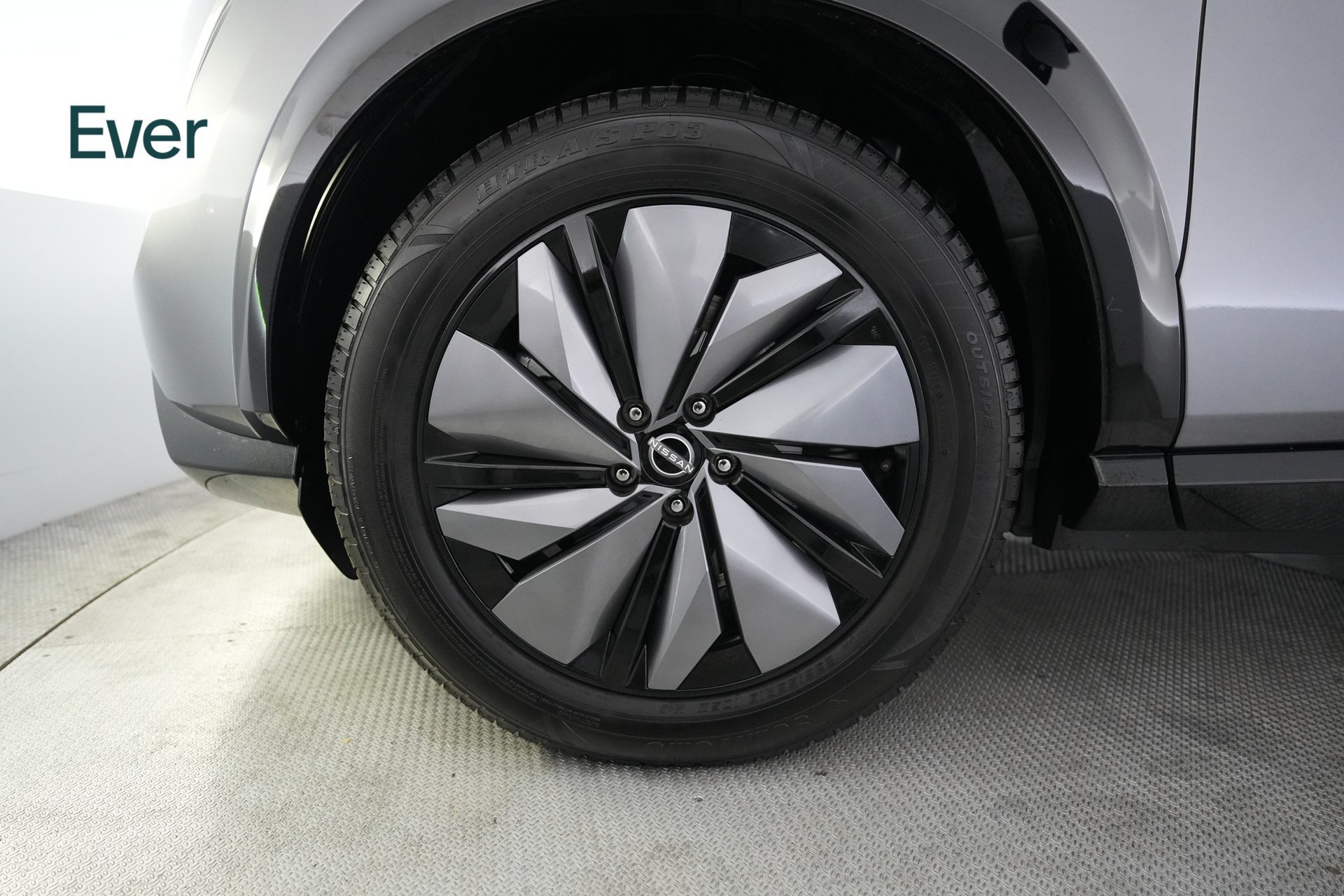 Used 2023 Nissan Ariya FWD image 19