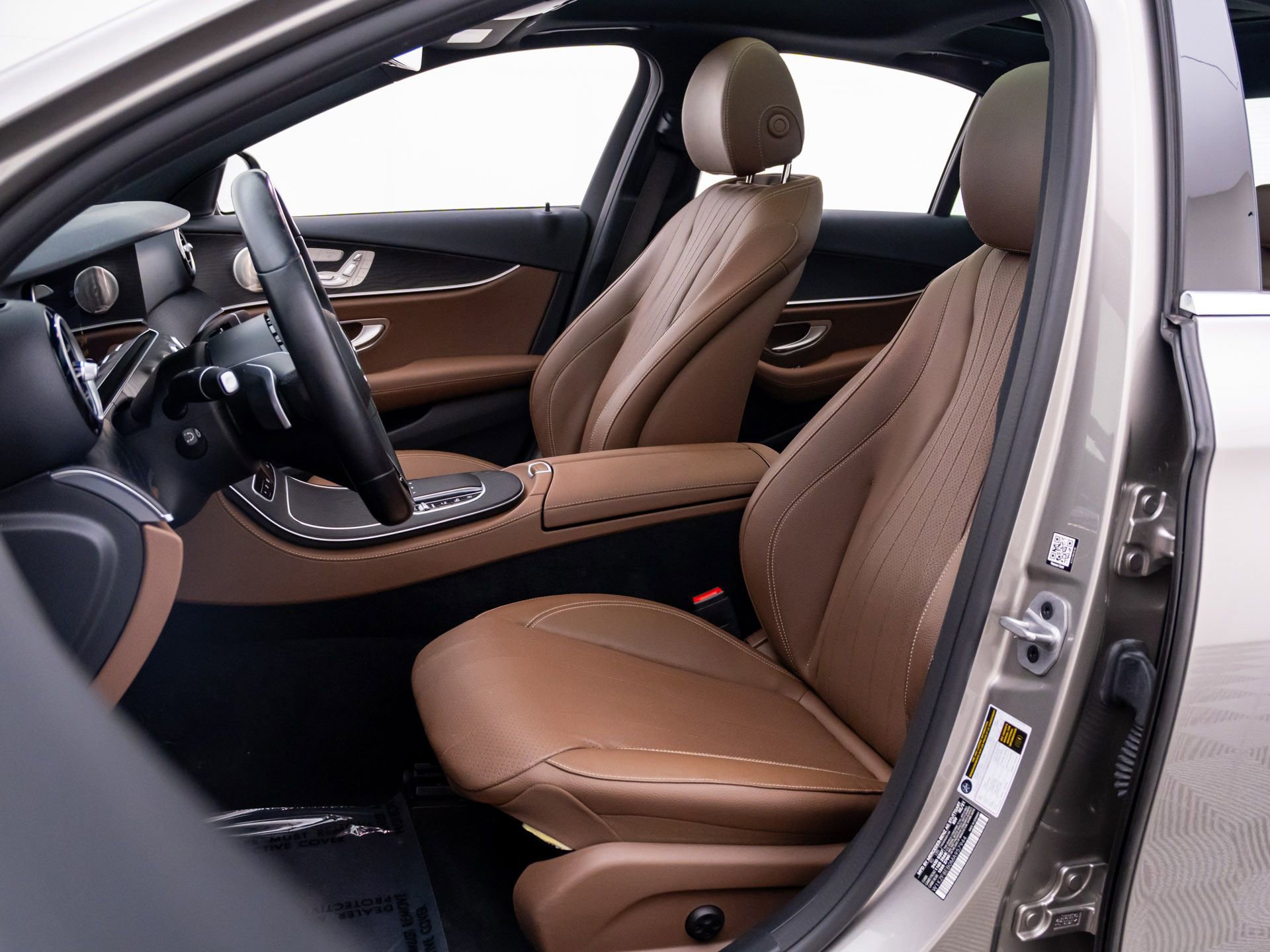 Used 2021 Mercedes-Benz E 350 4MATIC Sedan image 16