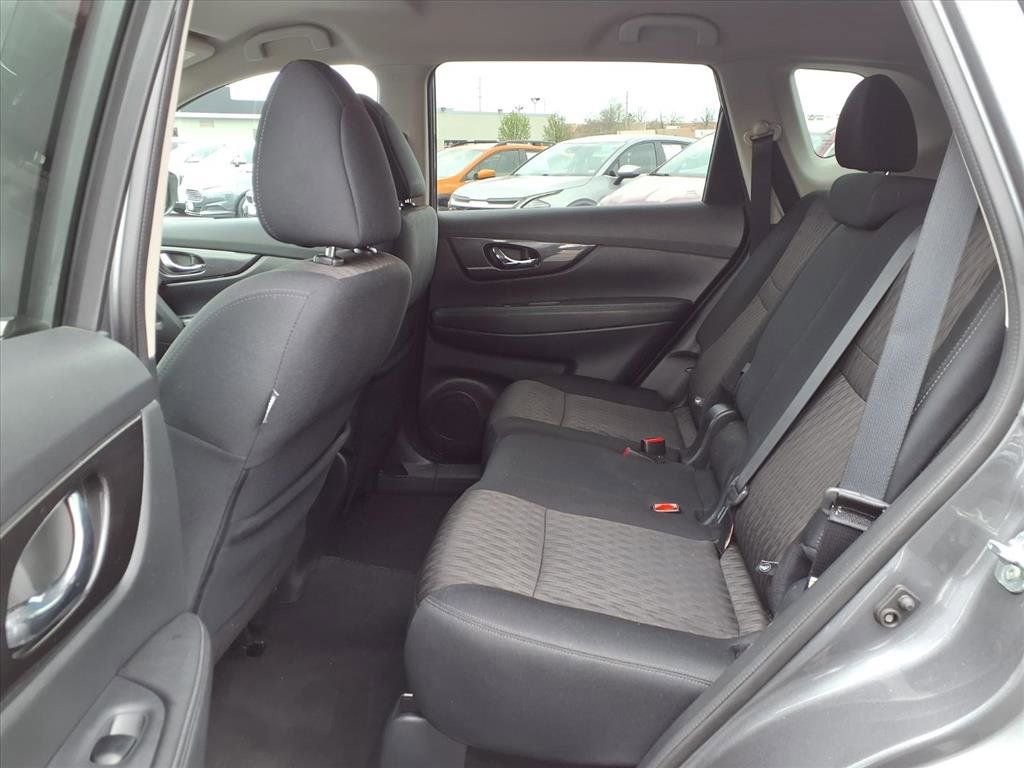 Used 2018 Nissan Rogue S w/ S Value Package image 23