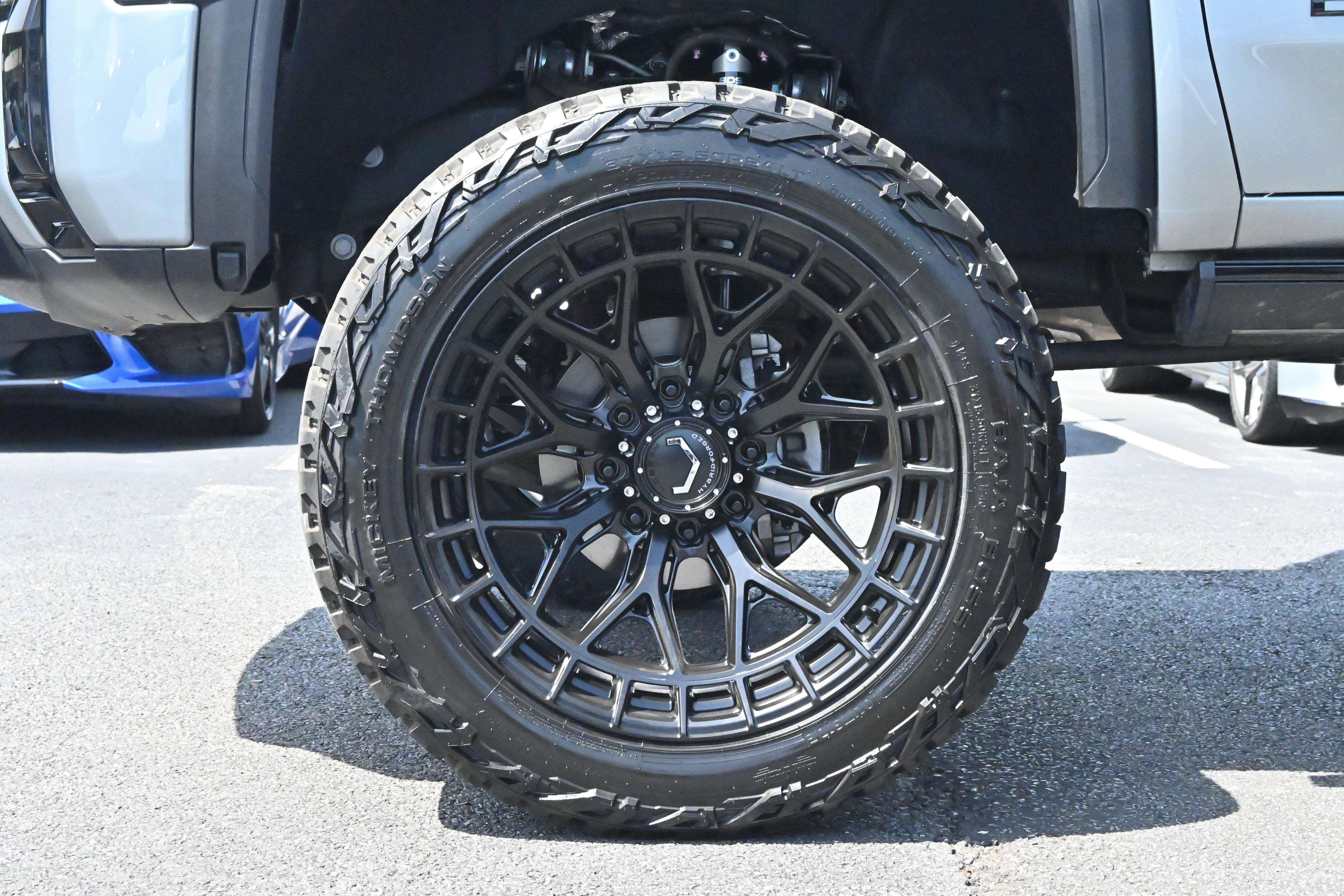 Used 2025 GMC Sierra 2500 Denali Ultimate w/ Max Trailering Package image 24