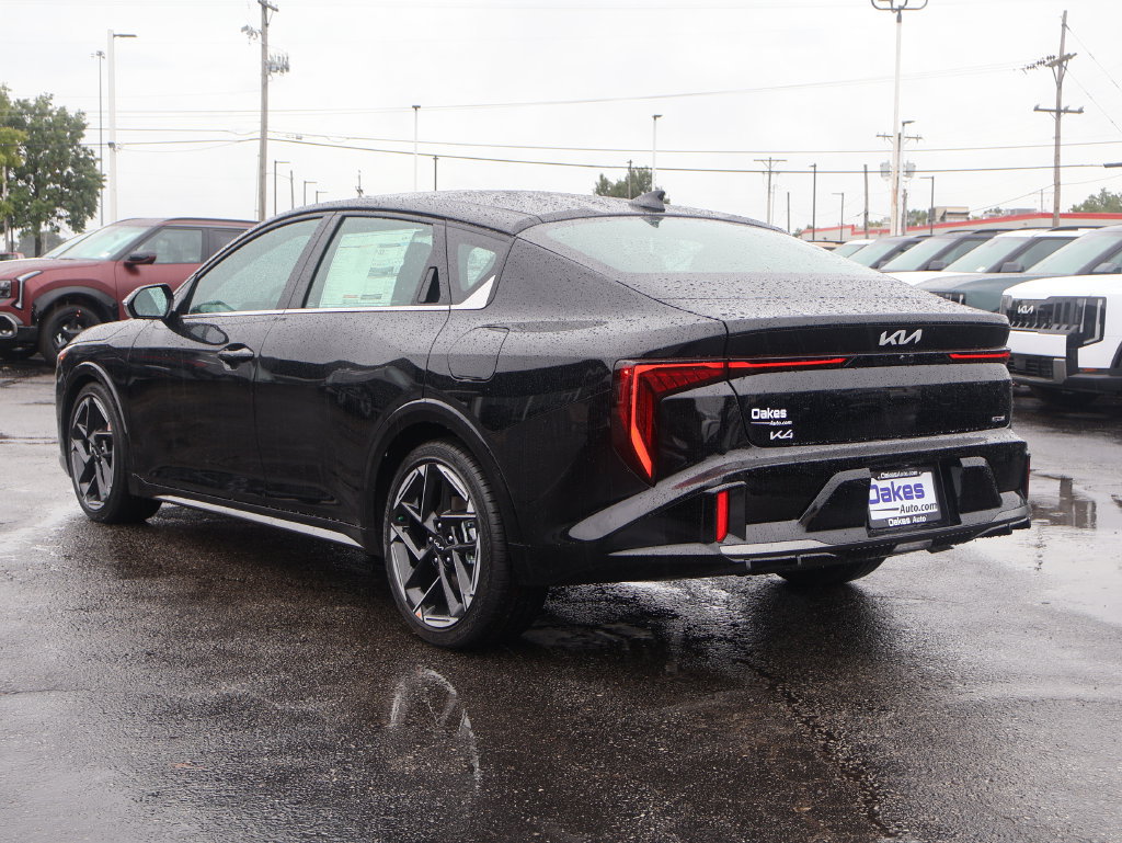 New 2026 Kia K4 GT-Line w/ GT-Line Premium Package FWD image 5