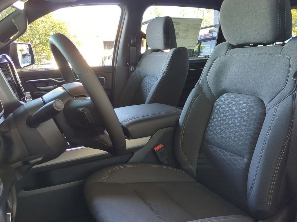 New 2026 RAM 1500 Big Horn AWD/4WD image 6