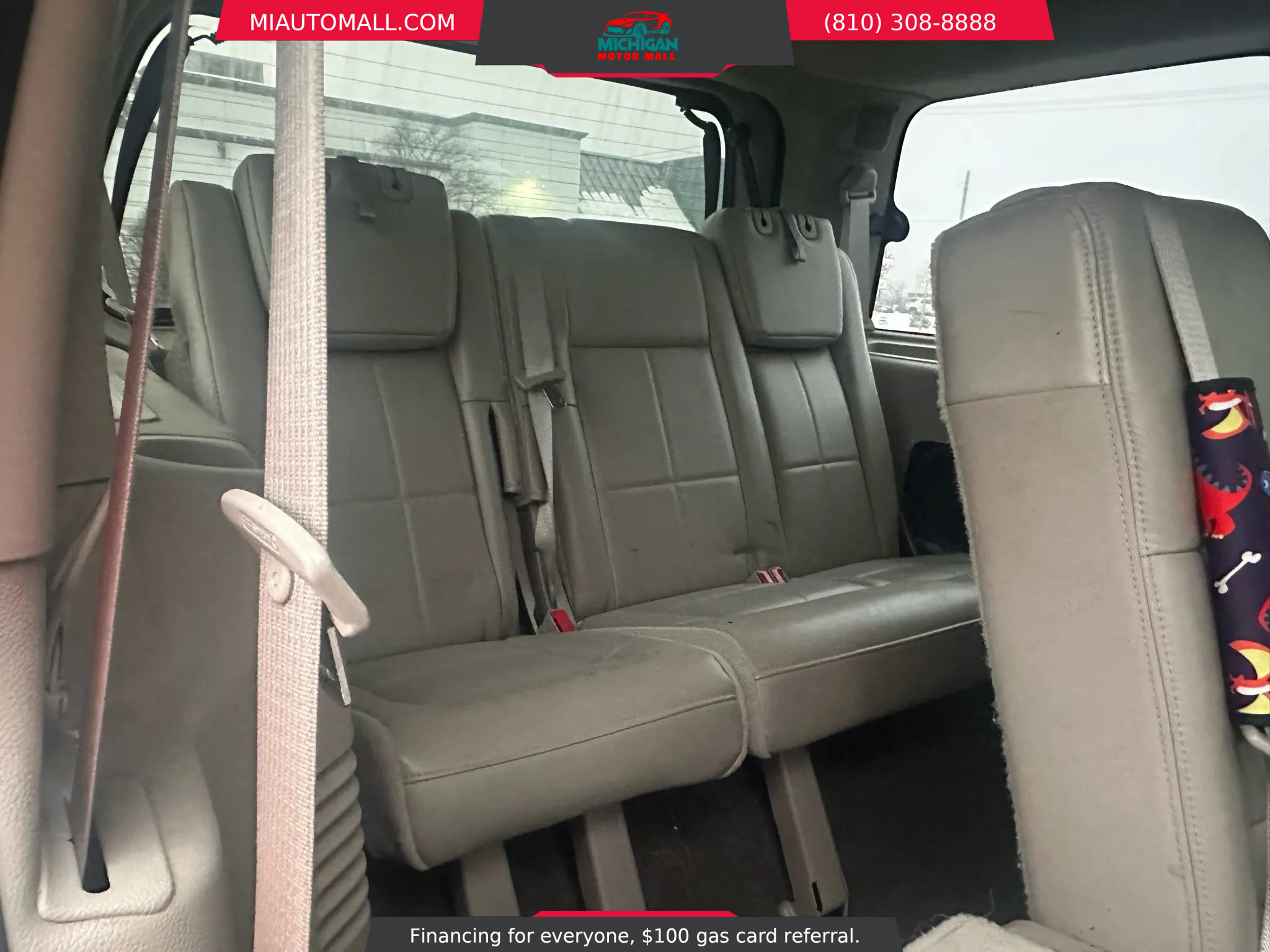 Used 2012 Lincoln Navigator 4WD image 23